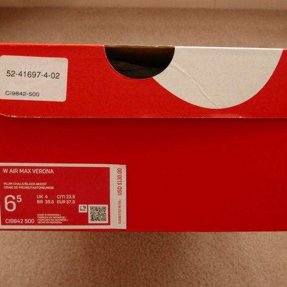 Nike Air Max Verona sneakers in plum chalk / black-ghost (Women's 6.5) - Picture 9 of 9